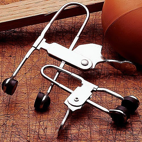 10 Small Clamps