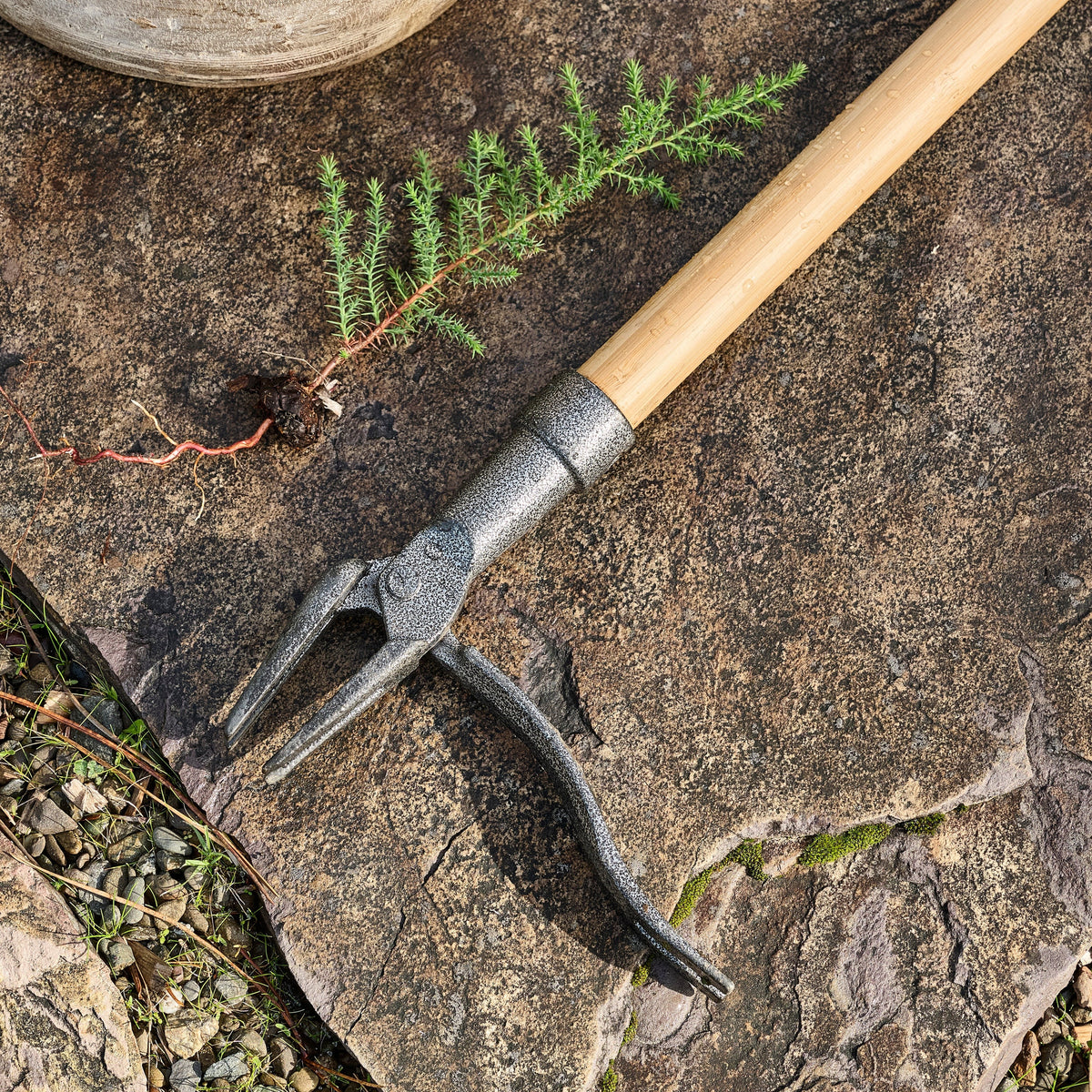 Garry's Back Saving Weeder
