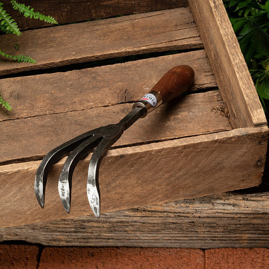Red Pig Cultivator