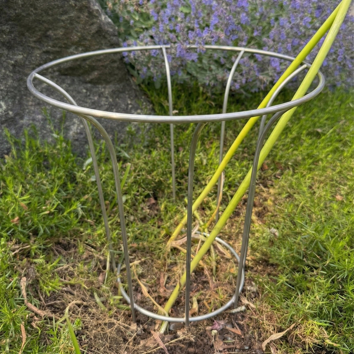 Fluted Garden Support (Set of 4)